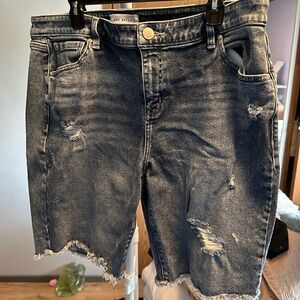Denim Boyfriend Fit Bermudas